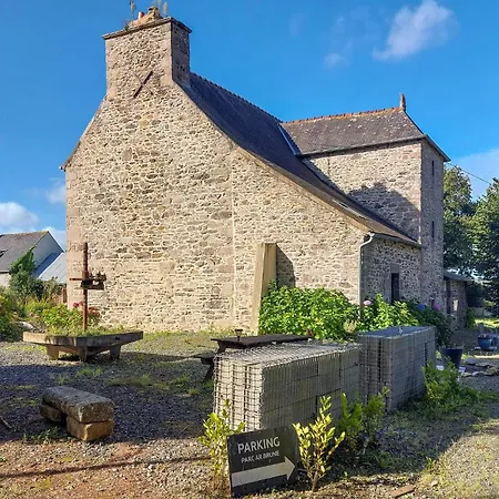 6 Bedroom Lovely In Tréguier